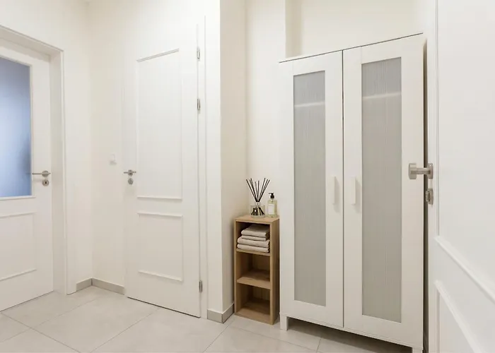 Apartamento Chic Flat On Jecna Walk To Wenceslas Sq And Museum Praga