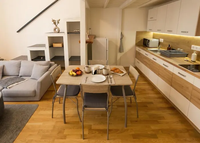 Chic Flat On Jecna Walk To Wenceslas Sq And Museum Apartamento *