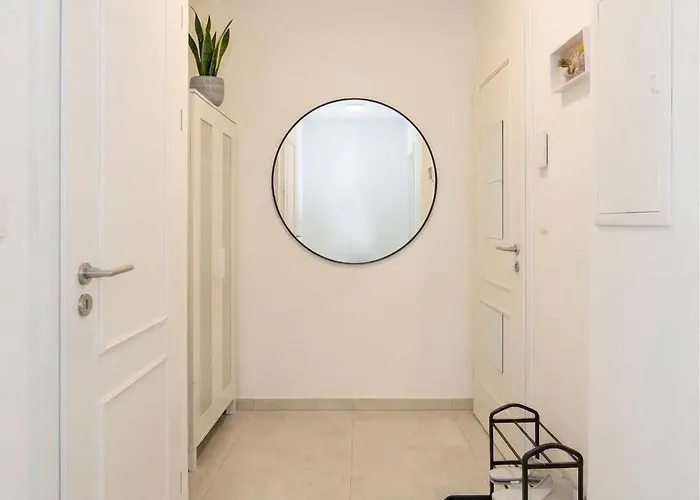 Apartamento Chic Flat On Jecna Walk To Wenceslas Sq And Museum