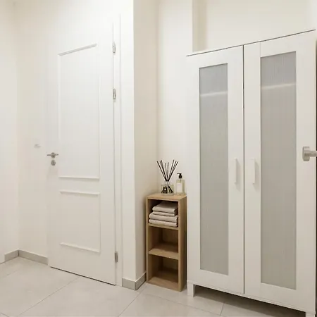 Appartement Chic Flat On Jecna Walk To Wenceslas Sq And Museum Prague