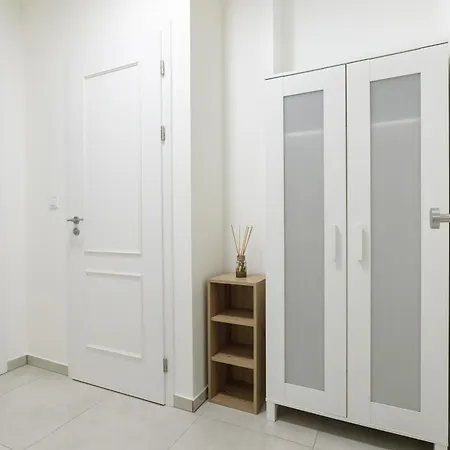 Luxury Near The Downtown 아파트 *