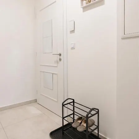 Chic Flat On Jecna Walk To Wenceslas Sq And Museum