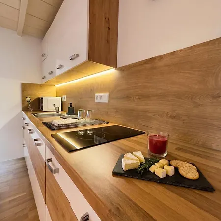 Apartmán Chic Flat On Jecna Walk To Wenceslas Sq And Museum